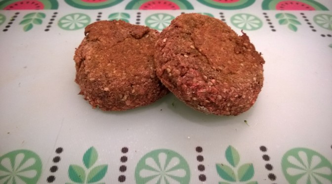 Lazy Vegan Recipe: Beetroot and Apple, Juice Pulp Burgers